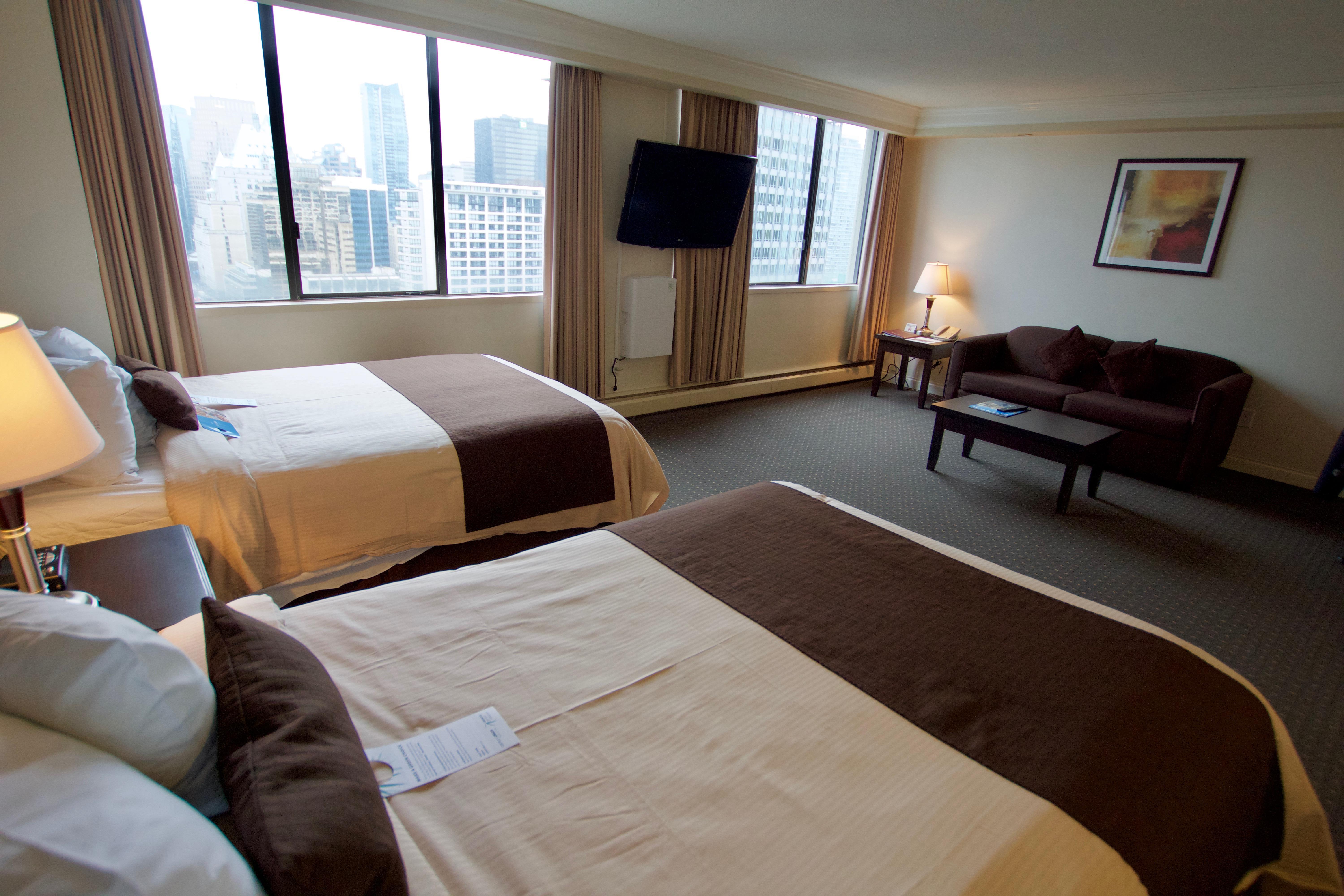 CENTURY PLAZA HOTEL VANCOUVER